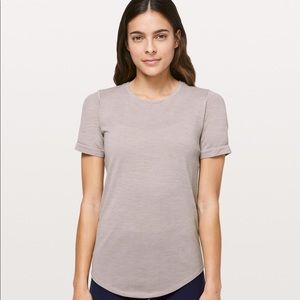 Lululemon top